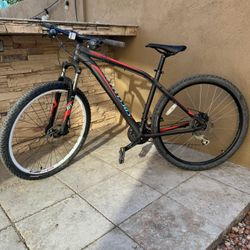 Specialized Rockhopper Mountain Bike