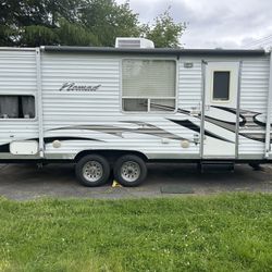 2008 Nomad Travel Trailer 22ft Very Nice Priced To Sell Must See