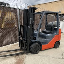 2016 Toyota Forklift 5000 LB MODEL# 8FGCU25 