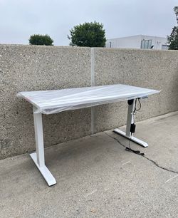 Height Adjustable Standing Desk