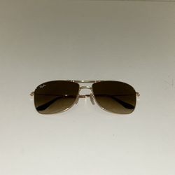 Ray Bans Sunglasses No Scratches Or Marks Pristine Asking 40 OBO