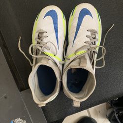 Kids Soccer Cleats Used