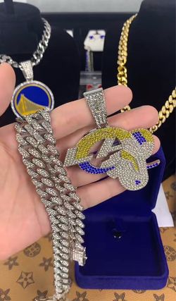Rams silver chain