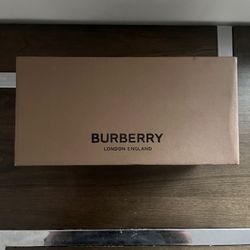 Burberry Slideshows   (price Is Negotiable)