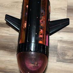 LOL Surprise OMG Remix plane playset with Dolls