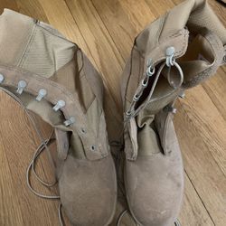 Army Government Issue Desert Combat Boots