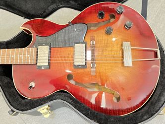 HERITAGE 525 by master Gibson guitar makers NO trades.