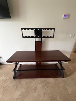 Tv entertainment center