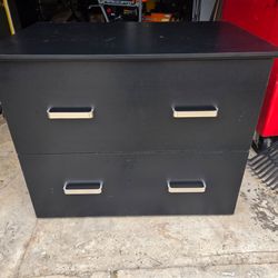 File cabinet/wood