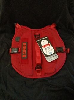 KONG Ultra Durable Tactical Vest Dog Harness in red, size Small W/Leash