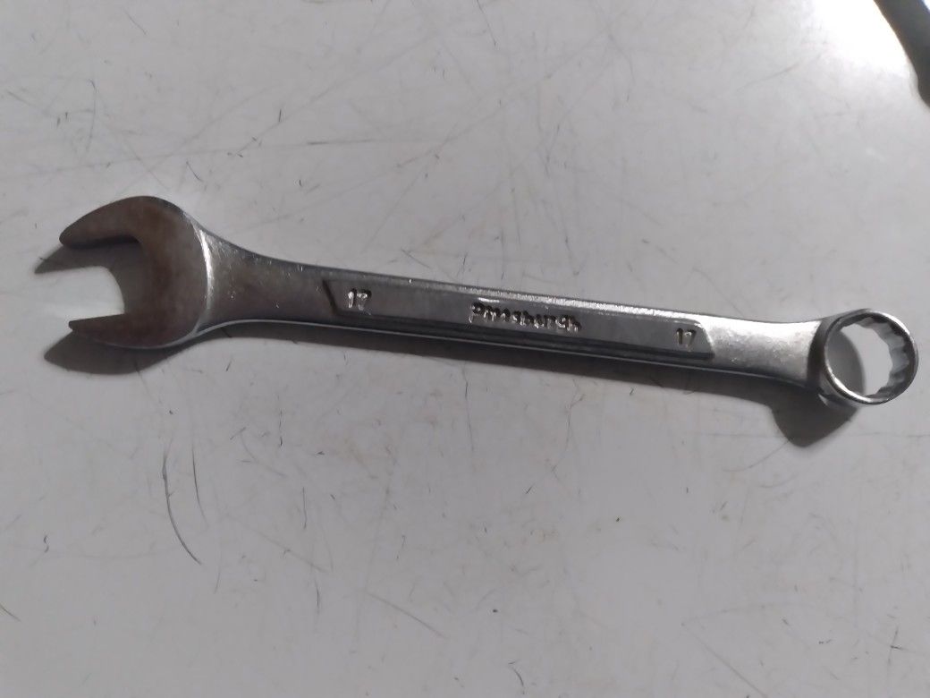 llave Side 17 Heramienta