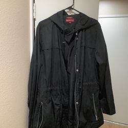 Woaman’s  Windbreaker Size 3 Plus 