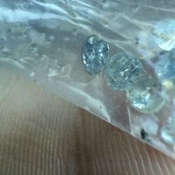 Loose Diamonds 