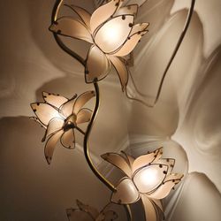 Vintage Lotus Flower Lamp
