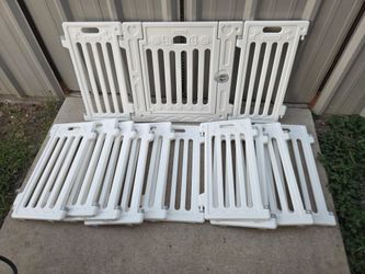 Like New pet Playpen