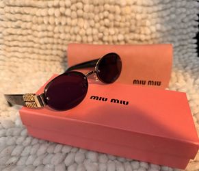 Sunglasses miu miu - Espejuelos