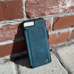 iPhone 8 Plus Wallet Style Case 🔥🔥🔥💙💙💙