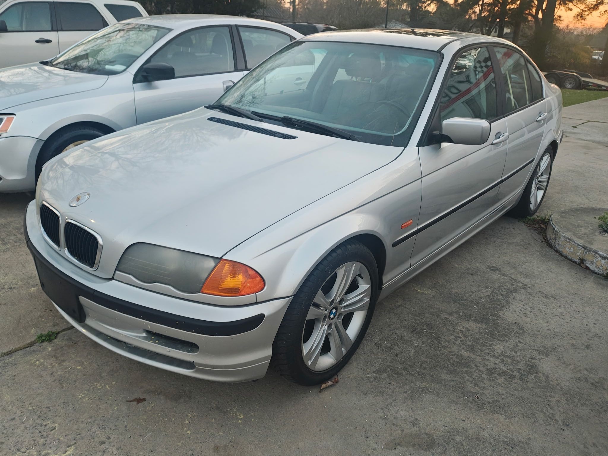 2001 BMW 325i