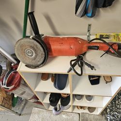 Milwaukee Hevy Duty Angle Grinder