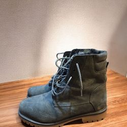 Overland Sheepskin Men's Victor Shearling Lined Leather Boots Size 11