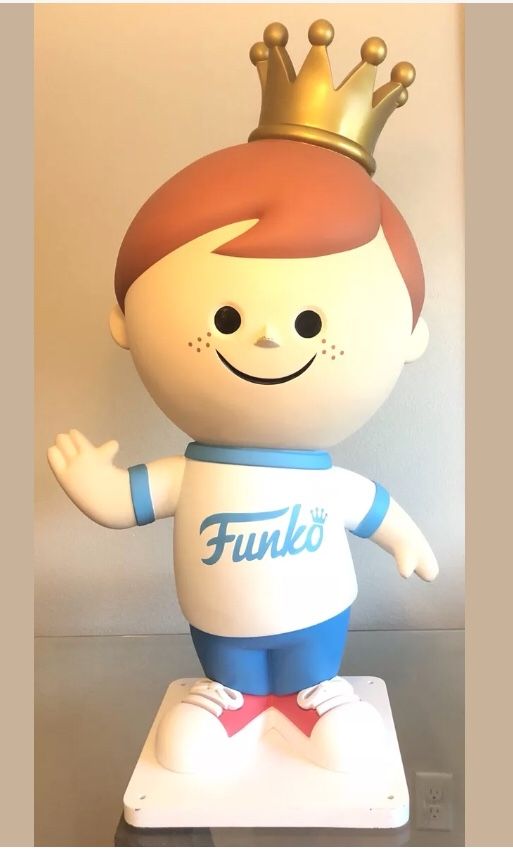 Freddy Funko 36 inch toys r us exclusive display