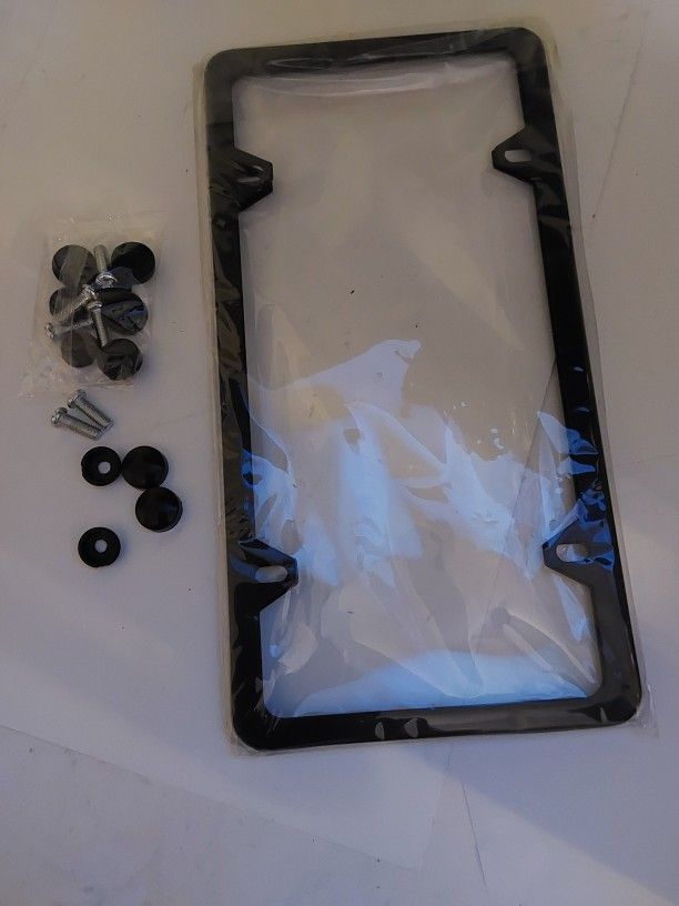 Black License Plate Frame With Accessories (41)