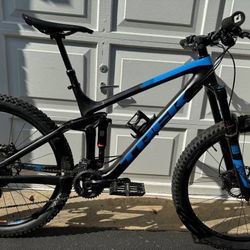 Trek Remedy 9.8 mountain bike