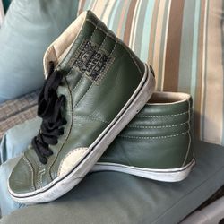 VANS  Size 9 