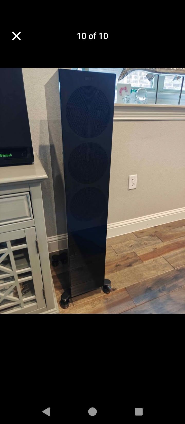 Mint KEF R7 Meta speakers - gloss black.
$2000