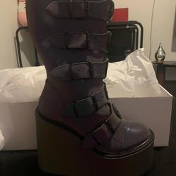 Reflective Alien Platforms!