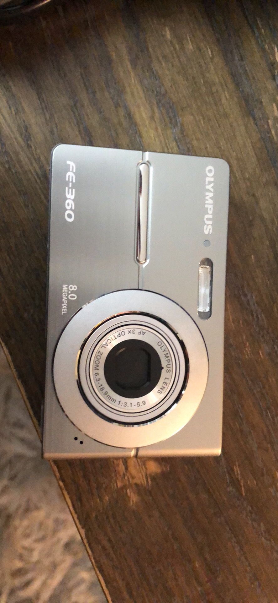 olympus fe-360 point and shoot digital camera