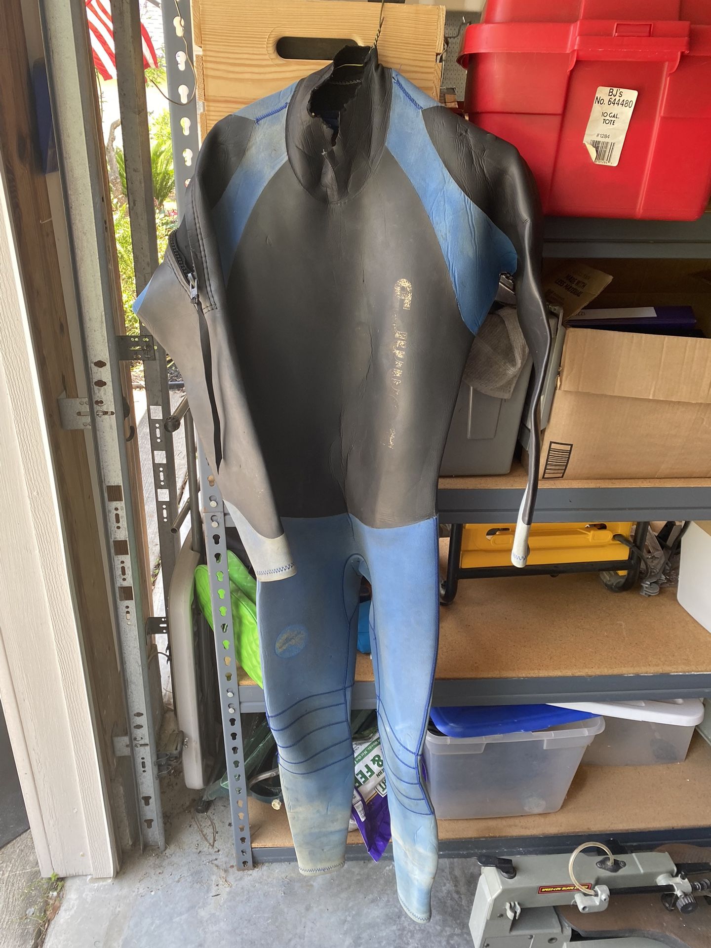 Wet Suit