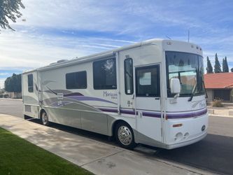 **For Sale: 2000 Winnebago Horizon Class A Cat Diesel Pusher RV 38FT**
