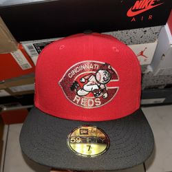 Cincinnati Reds Fitted Hat Sz 7