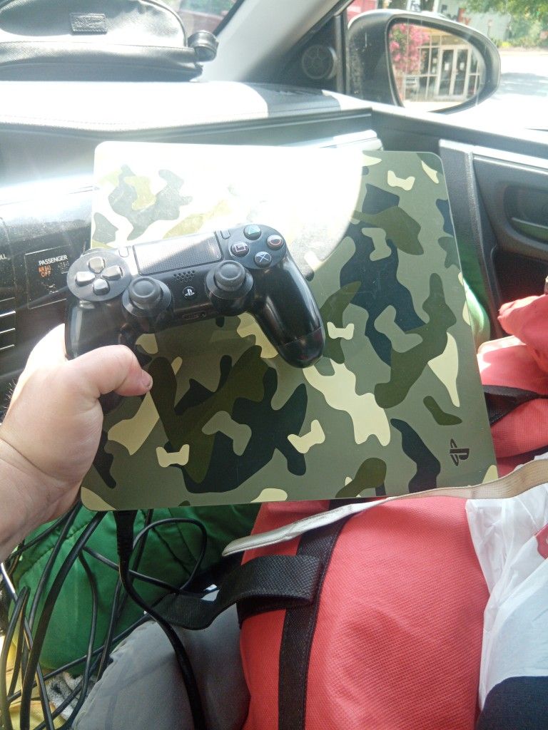 PS4 WWII Edition 1TB Slim