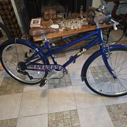 Schwinn Avely 7 Speed Hybrid Bike 