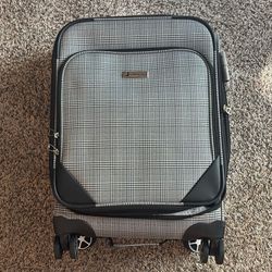 London Fog Luggage - Softshell