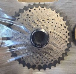 Shimano Deore xt cs-m8000 11-speed cassette