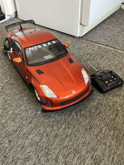 Very Large Nissan 350 RC Car