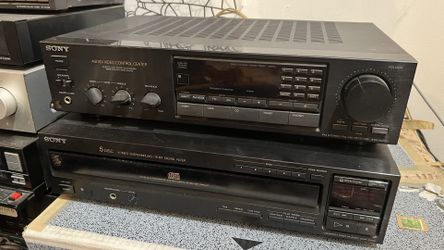 Sony STR-AV320 Audio/Video AV Control Center 2 Channel AM/FM Stereo Receiver& Sony CDP-C505 5 Disc CD Changer 