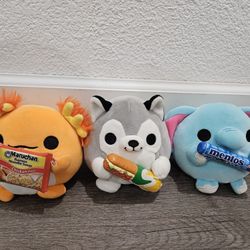 Snackles 5" Zuru Bundle Like New