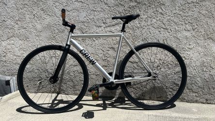 Crew district fixie bike