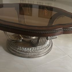 Round Top Glass Table 