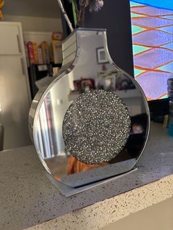 Crystal holder