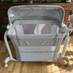 Baby Bassinet/Convertible Crib