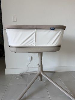 HALO BassiNest Connected Swivel Sleeper 3.0 – Excellent Condition – $249