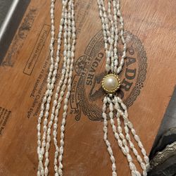 Vintage Pearl / Silver Necklace 