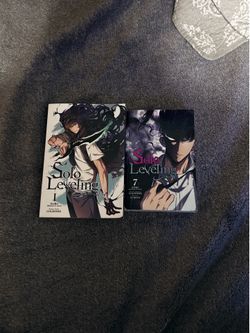 Solo leveling 1 and 7 manga