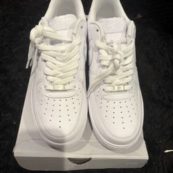 Air forces White Size 10