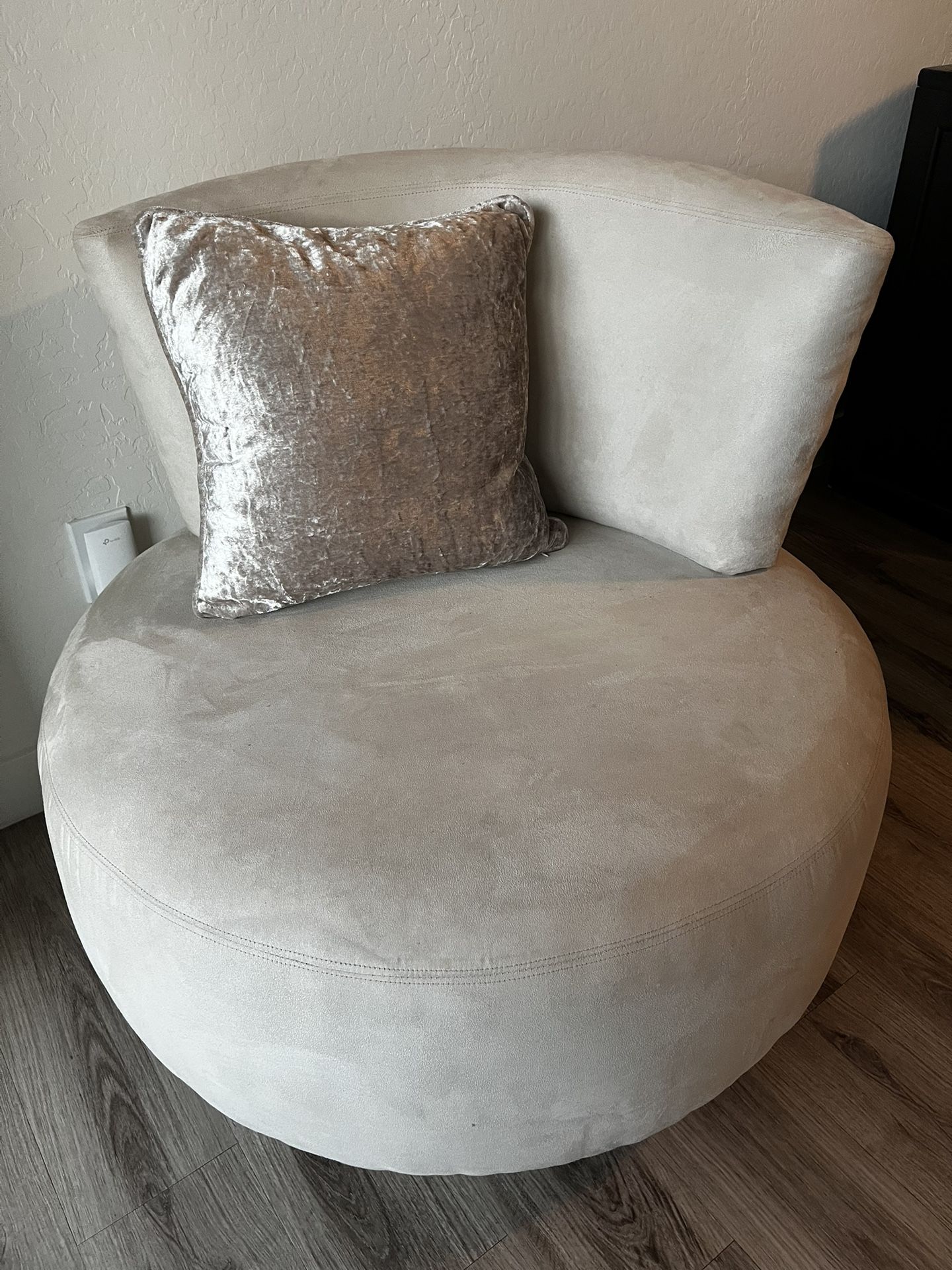 Swivel Chair